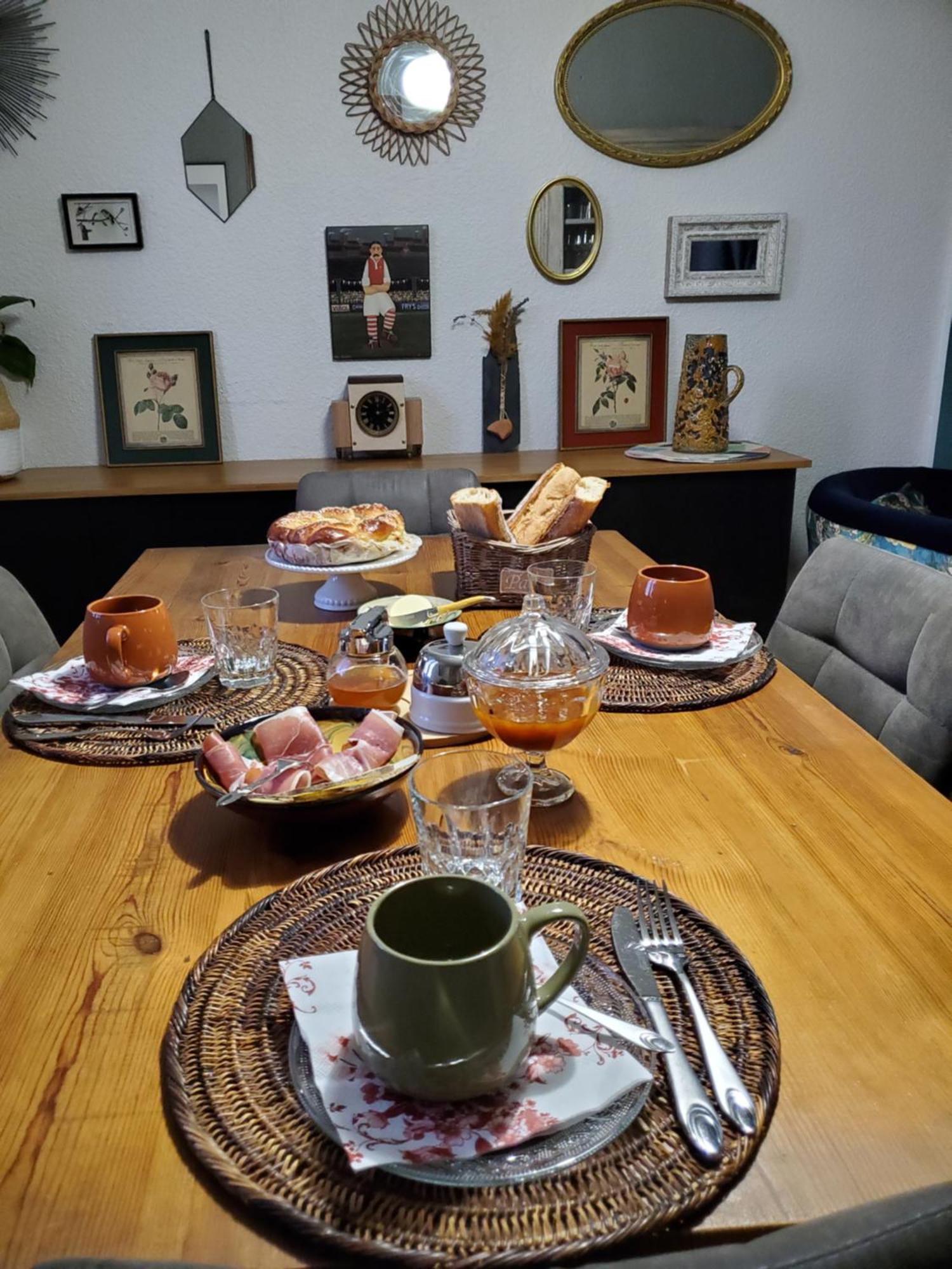 La Maison De Sylvie, Chambres D'Hotes A Tarbes Luaran gambar